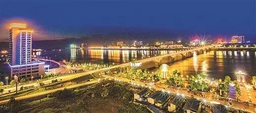 贵港vs桂平夜景视频直播，谁才是广西夜生活的顶流？