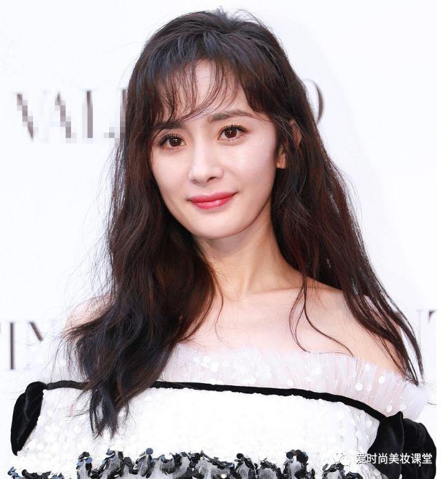 孙怡唐艺昕合唱，音乐之旅的起伏与共鸣