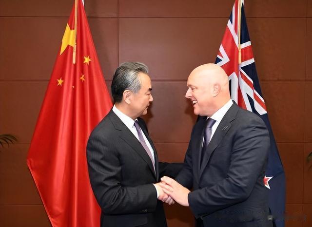 王毅外长与美国国务卿鲁比奥的电话交流,国际关系新动向的背后 王毅外长与美国国务卿鲁比奥的电话交流,国际关系新动向的背后