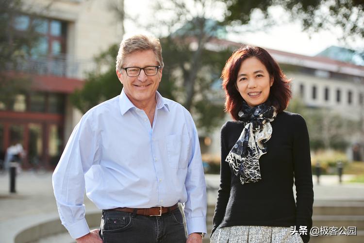 美国AI三大巨头争抢哲学家，技术竞赛的哲学思考