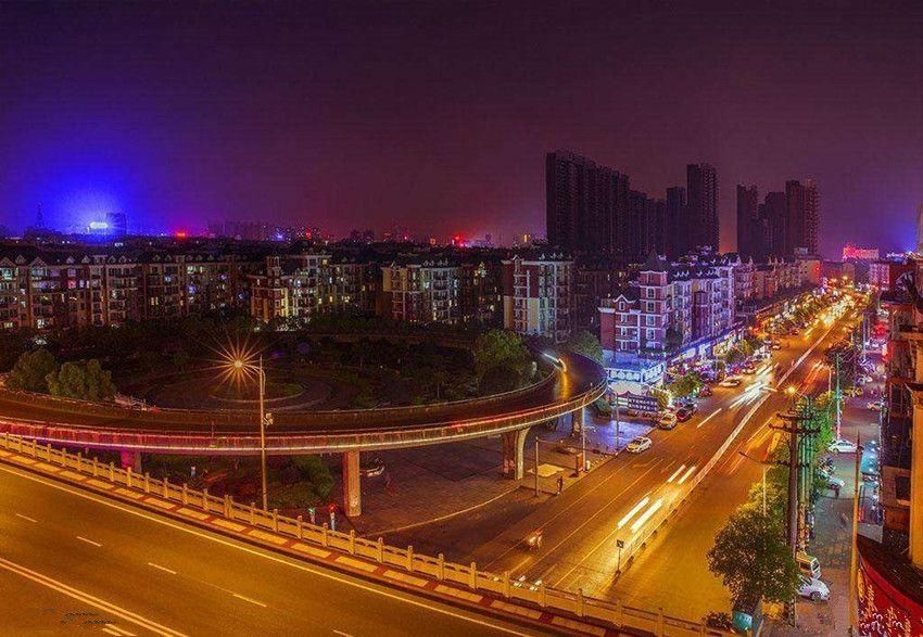 阜阳vs南昌夜景直播视频，两座城的夜晚，谁更懂生活？