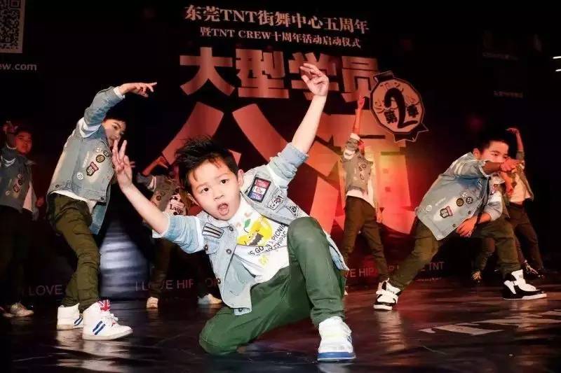 广东vs福建街舞视频直播，一场舞技与文化的隔空对决，你看懂了吗？