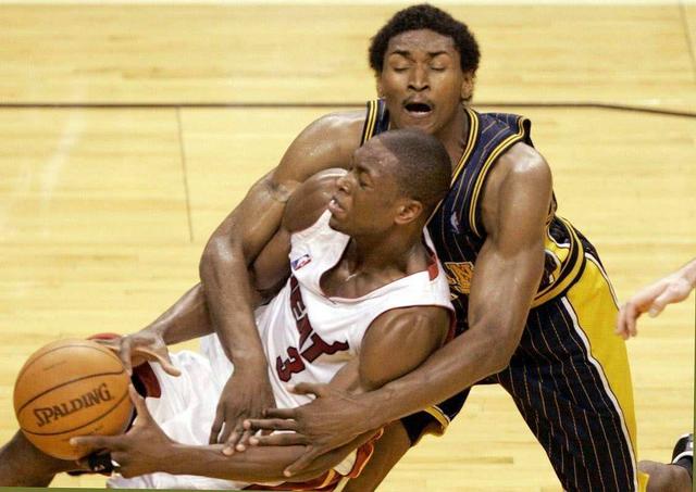 NBA阿泰为什么没人敢惹？这个硬汉的底气藏在这些细节里