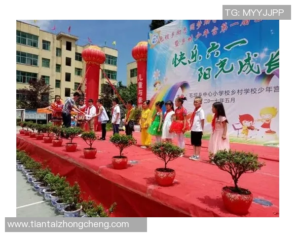 追梦绿茵少年时光足球巨星从童年踢出的传奇之路